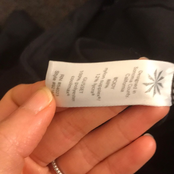 Athleta Black Active Pants legging - Picture 4 of 5